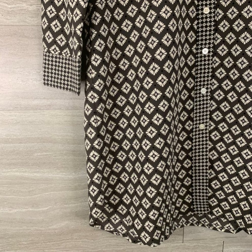 Women’s LOFT Geometric Patterned Button Down Tunic Dress - Picture 3 of 8